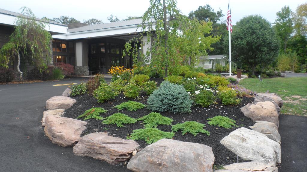 Ramada By Wyndham Rock Hill At Sullivan Center Exterior foto